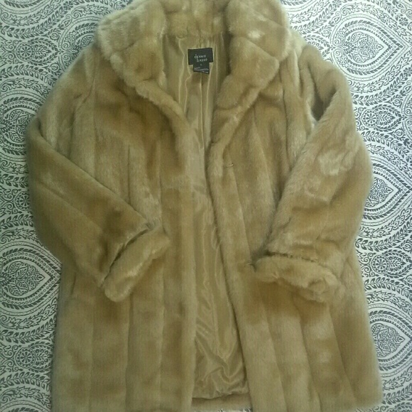 dennis basso Jackets & Blazers - Dennis Basso Faux Fur Coat